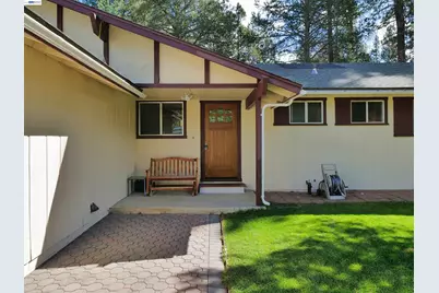 1423 Rancho Way, South Lake Tahoe, CA 96150 - Photo 2