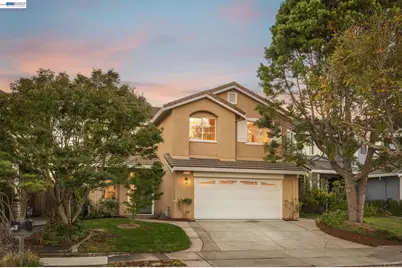 25781 Durrwood Ct, Castro Valley, CA 94552 - Photo 2