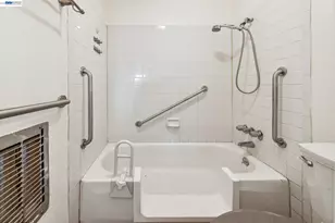 455 Crescent St, Oakland, CA 94610 - Photo 22