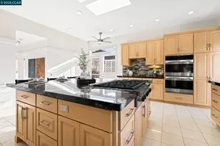 1590 Daniels Dr, San Leandro, CA 94577 - Photo 10
