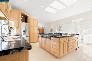 1590 Daniels Dr, San Leandro, CA 94577 - Photo 8