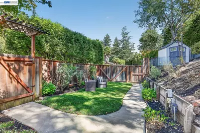 4571 Ewing Rd, Castro Valley, CA 94546 - Photo 42