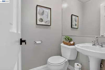 4571 Ewing Rd, Castro Valley, CA 94546 - Photo 24