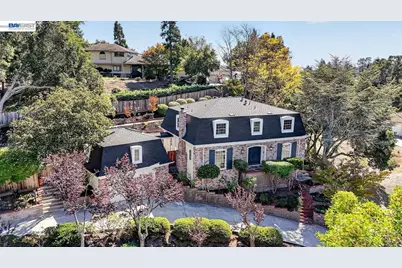 4571 Ewing Rd, Castro Valley, CA 94546 - Photo 2