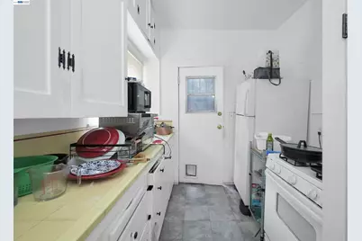 216 Oakland Ave, Oakland, CA 94611 - Photo 34