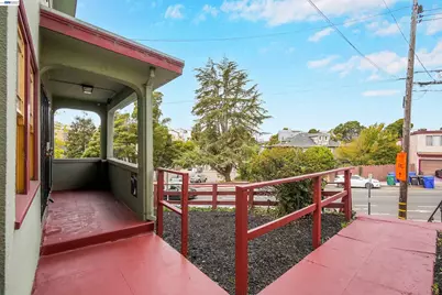 216 Oakland Ave, Oakland, CA 94611 - Photo 10