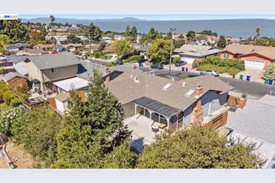 1201 Belfair Dr, Pinole, CA 94564 - Photo 46