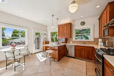 1621 Wellington St, Oakland, CA 94602 - Photo 24
