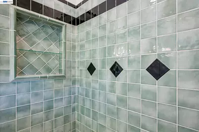 1621 Wellington St, Oakland, CA 94602 - Photo 34