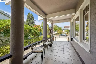 1621 Wellington St, Oakland, CA 94602 - Photo 10