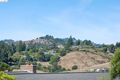 1920 Joseph Dr, Moraga, CA 94556 - Photo 52