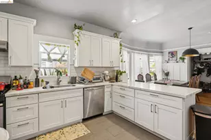 5401 Genoa, Oakland, CA 94611 - Photo 36
