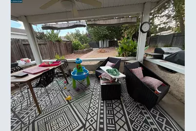 9546 Little Rapids Way, Elk Grove, CA 95758 - Photo 16