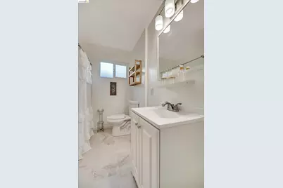 2515 Oliver Ave, Oakland, CA 94605 - Photo 36