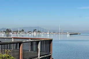 6 Commodore Dr, Emeryville, CA 94608 - Photo 30