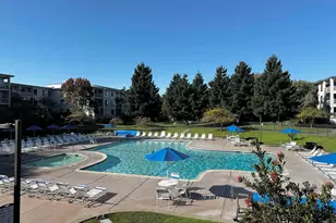 6 Commodore Dr, Emeryville, CA 94608 - Photo 26