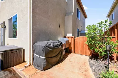 1434 Olivia Ct, Tracy, CA 95377 - Photo 56