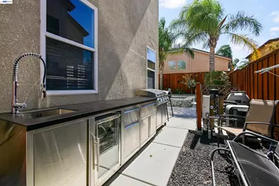 1434 Olivia Ct, Tracy, CA 95377 - Photo 58
