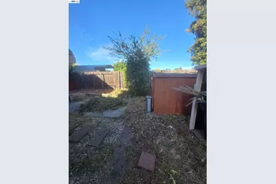 3348 Hartford Ave, Fairfield, CA 94534 - Photo 8