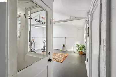 937 Grayson St, Berkeley, CA 94710 - Photo 46