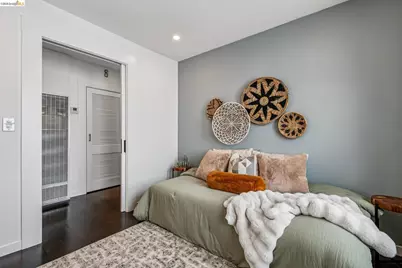 937 Grayson St, Berkeley, CA 94710 - Photo 26