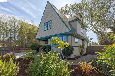 915 63rd St, Oakland, CA 94608 - Photo 94