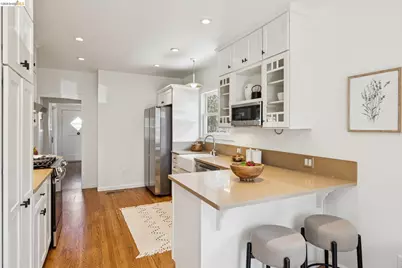 915 63rd St, Oakland, CA 94608 - Photo 24
