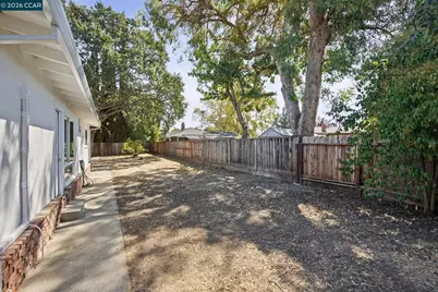 3120 Marvelle Lane, Concord, CA 94518 - Photo 40