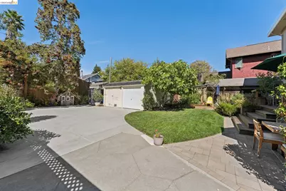5701 Oak Grove Ave, Oakland, CA 94618 - Photo 38