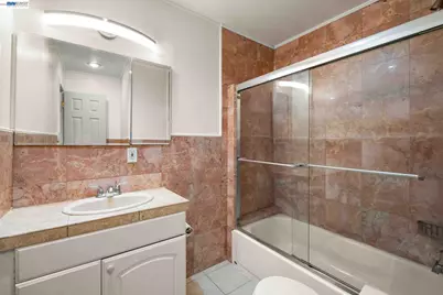 8591 Beverly Ln, Dublin, CA 94568 - Photo 12