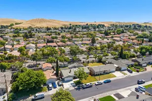 8591 Beverly Ln, Dublin, CA 94568 - Photo 34