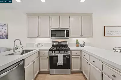 414 Trailhead Way, Martinez, CA 94553 - Photo 10