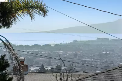 6265 Highland Ave, Richmond, CA 94805 - Photo 8