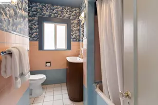 548 Wesley Ave, Oakland, CA 94606 - Photo 34