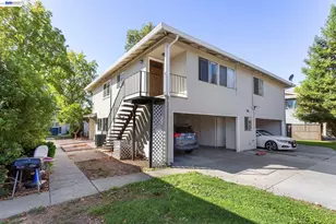 1387 Del Rio Cir, Concord, CA 94518 - Photo 22