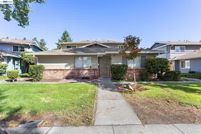 1387 Del Rio Cir #B, Concord, CA 94518 - Photo 24