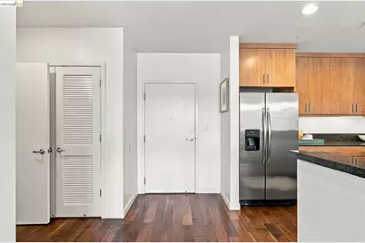 288 3rd St #408, Oakland, CA 94607 - Photo 8