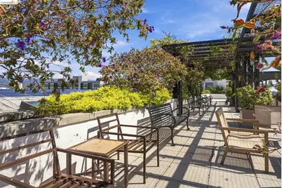 288 3rd St #408, Oakland, CA 94607 - Photo 36