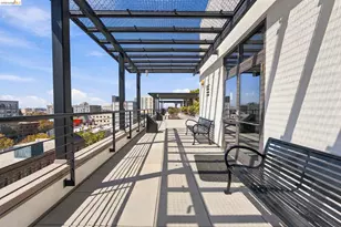 288 3rd St, Oakland, CA 94607 - Photo 32