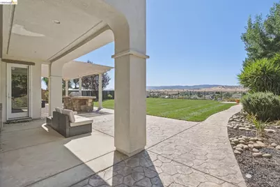 171 Country Club Dr, Brentwood, CA 94513 - Photo 64