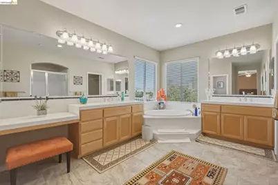 171 Country Club Dr, Brentwood, CA 94513 - Photo 40