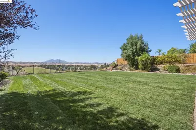 171 Country Club Dr, Brentwood, CA 94513 - Photo 68