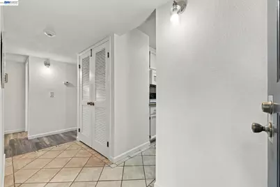 6254 Joaquin Murieta Ave #H, Newark, CA 94560 - Photo 2