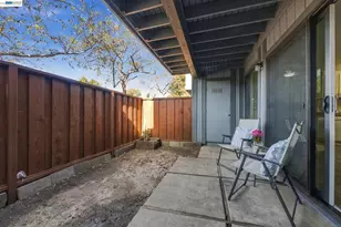 6254 Joaquin Murieta Ave, Newark, CA 94560 - Photo 16