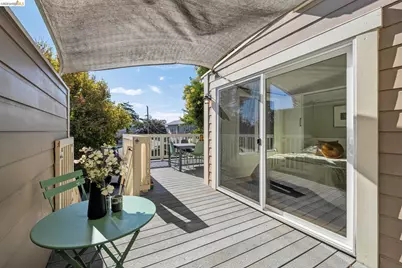 5933 Fremont St, Oakland, CA 94608 - Photo 22