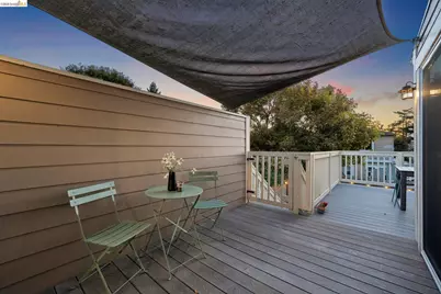 5933 Fremont St, Oakland, CA 94608 - Photo 56