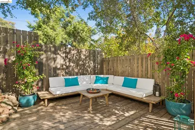 106 Sonia St, Oakland, CA 94618 - Photo 50