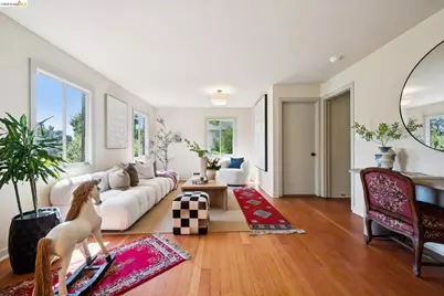 106 Sonia St, Oakland, CA 94618 - Photo 42