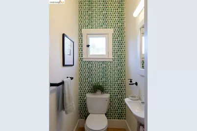 2259 Derby St, Berkeley, CA 94705 - Photo 22
