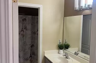 2385 Fieldgate Dr, Pittsburg, CA 94565 - Photo 6